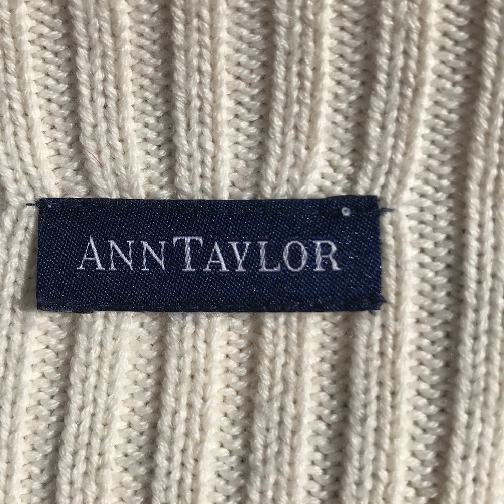 Wool Cardigan - Picture 5 of 6